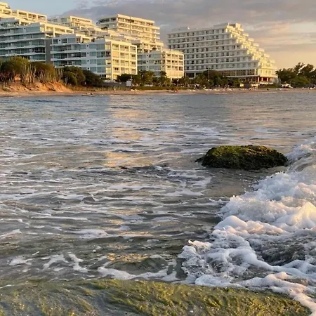 Apartamento De Lujo Frente Al Mar Con Playa Privada!